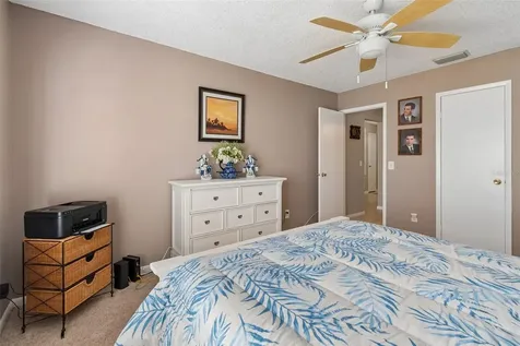 9702 Little Pond Way Tampa FL 33647