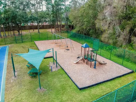 9702 Little Pond Way Tampa FL 33647
