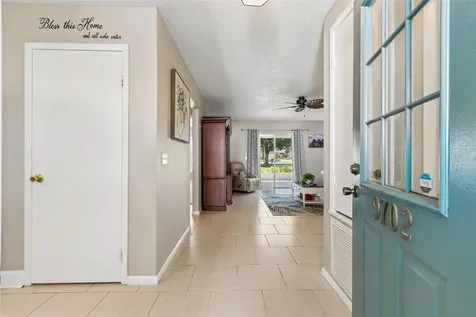 9702 Little Pond Way Tampa FL 33647
