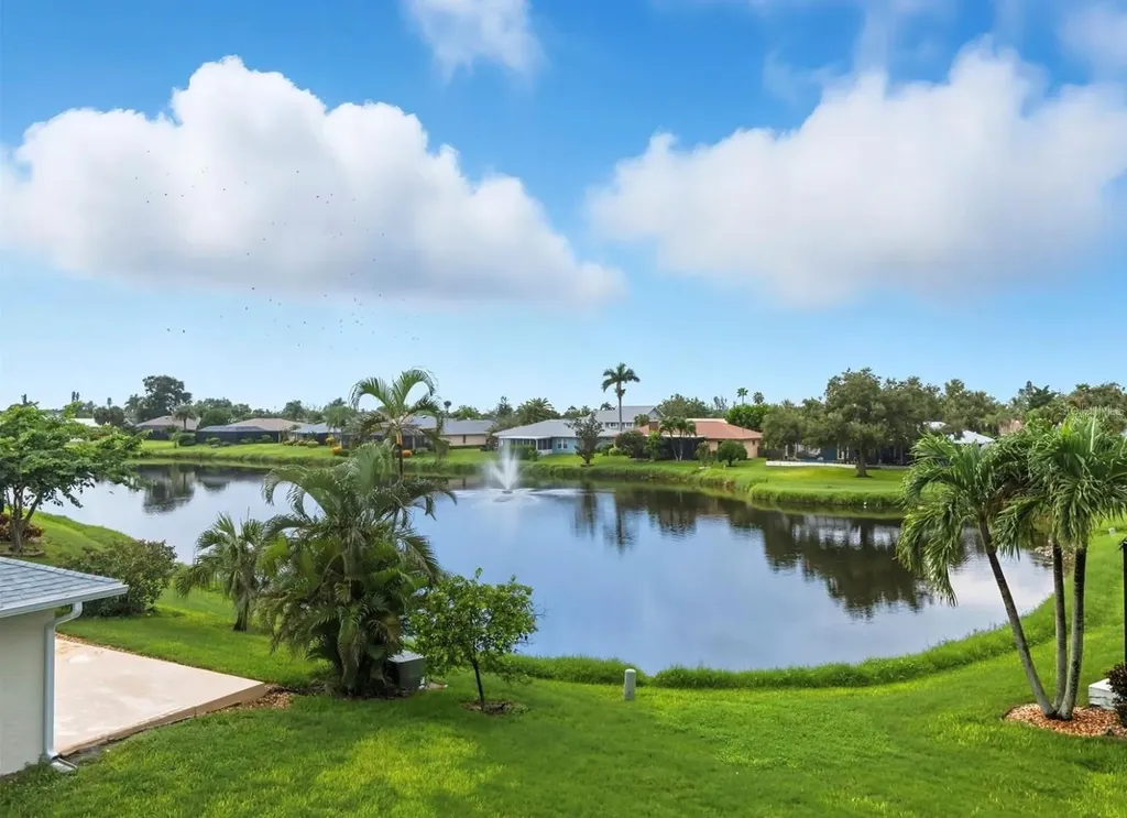 8607 51st Avenue W Bradenton FL 34210