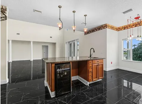 8607 51st Avenue W Bradenton FL 34210