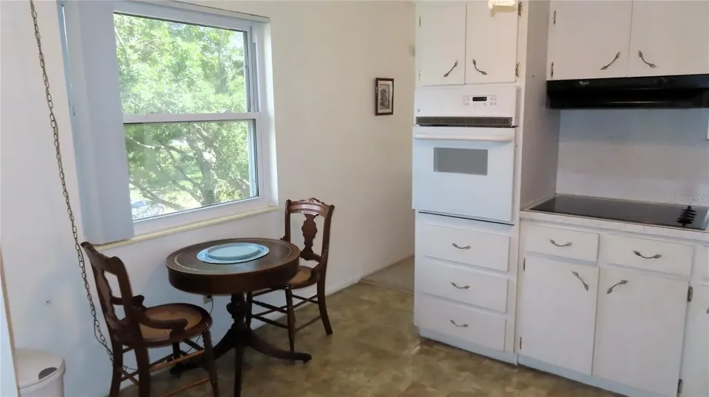 2457 Ecuadorian Way Clearwater FL 33763