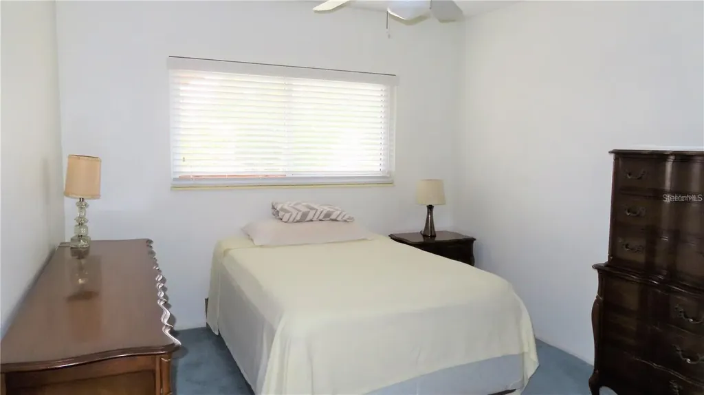 2457 Ecuadorian Way Clearwater FL 33763