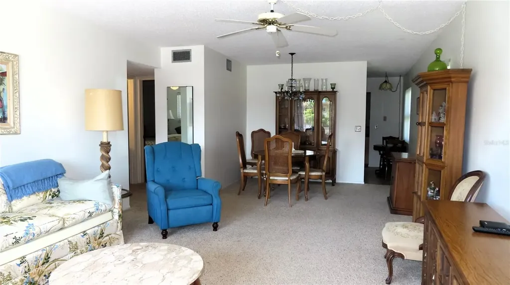2457 Ecuadorian Way Clearwater FL 33763