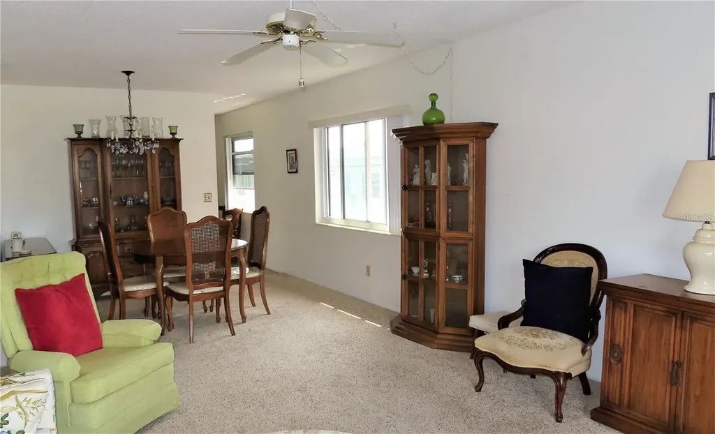 2457 Ecuadorian Way Clearwater FL 33763