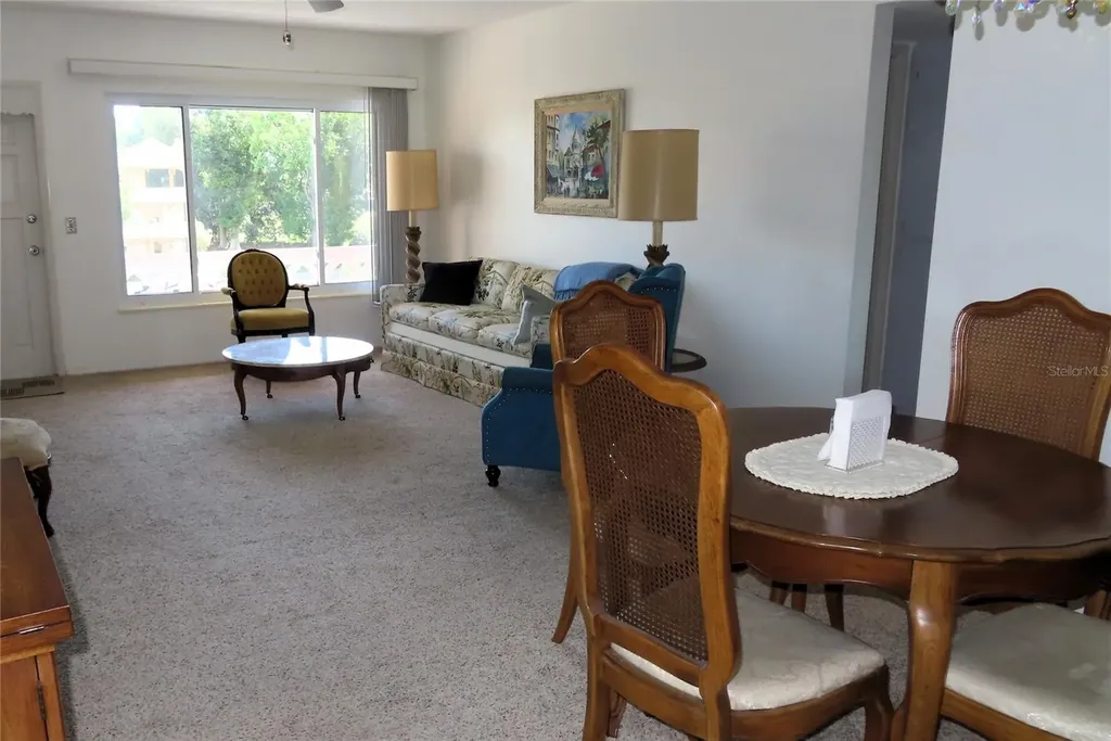 2457 Ecuadorian Way Clearwater FL 33763