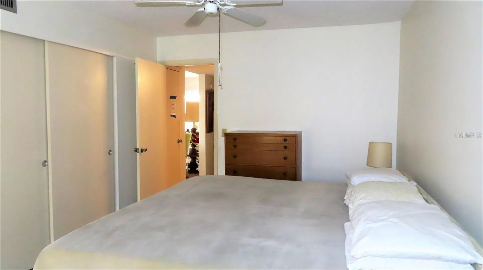 2457 Ecuadorian Way Clearwater FL 33763