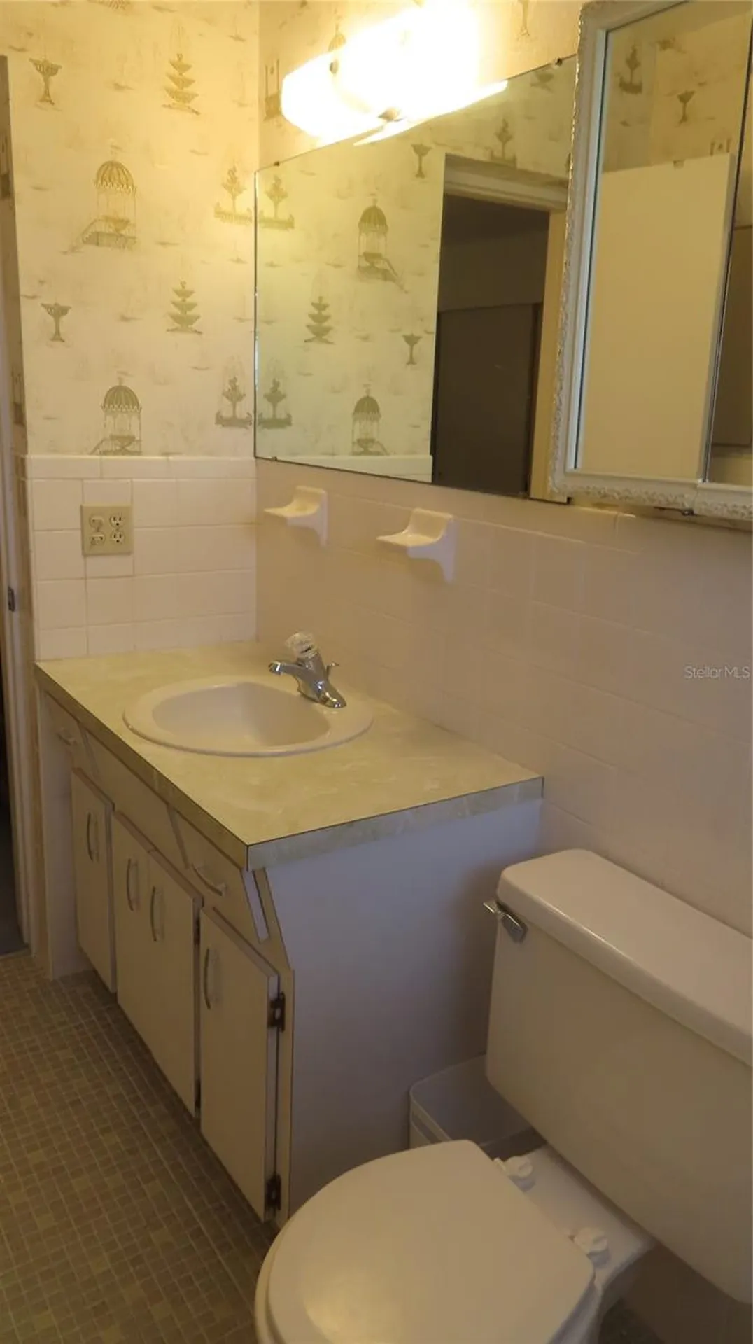 2457 Ecuadorian Way Clearwater FL 33763