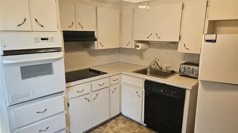 2457 Ecuadorian Way Clearwater FL 33763