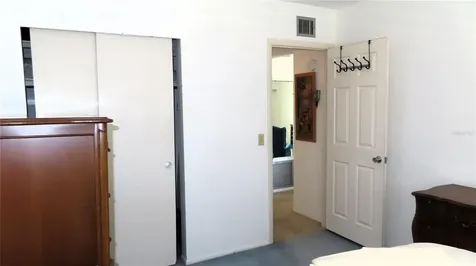 2457 Ecuadorian Way Clearwater FL 33763
