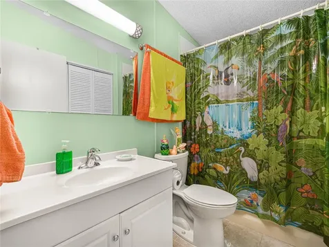 124 Kensington Park Drive Davenport FL 33897