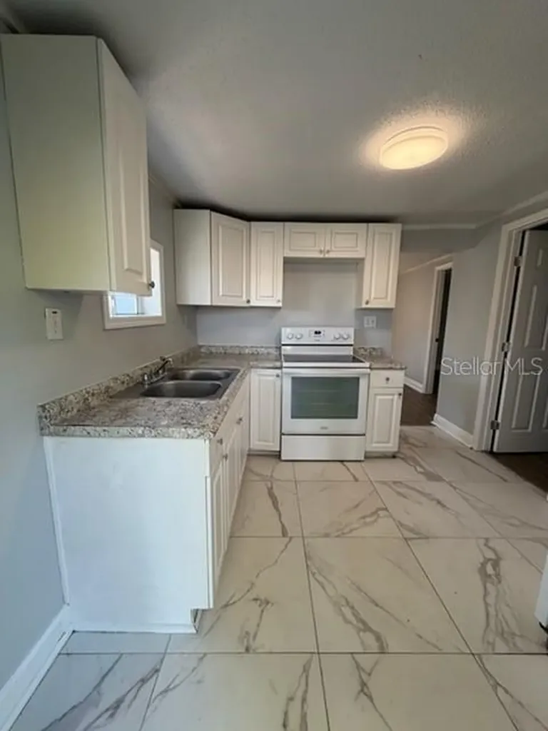 1125 Olive Street Lakeland FL 33815
