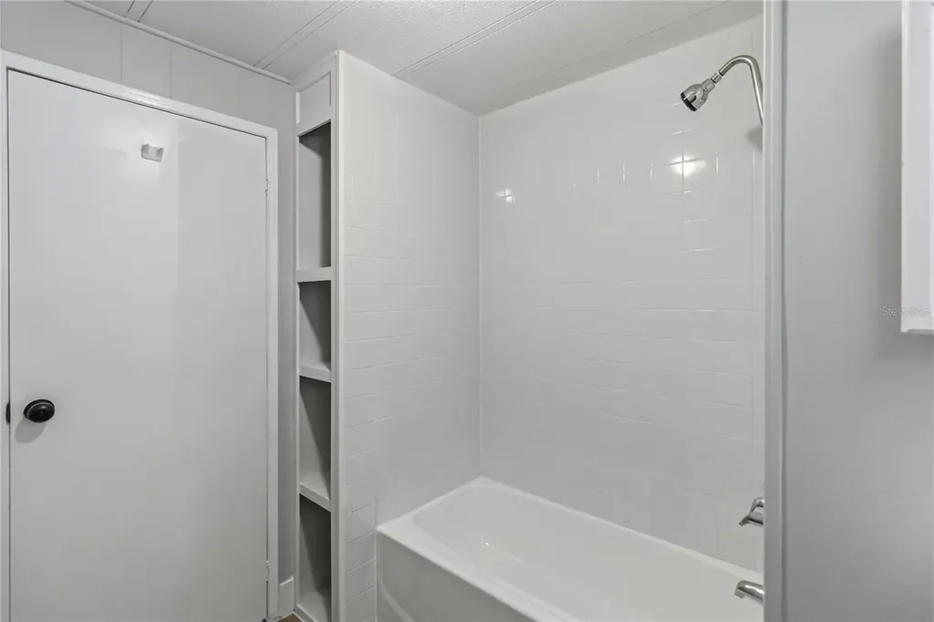 518 W Plantation Boulevard Lake Mary FL 32746