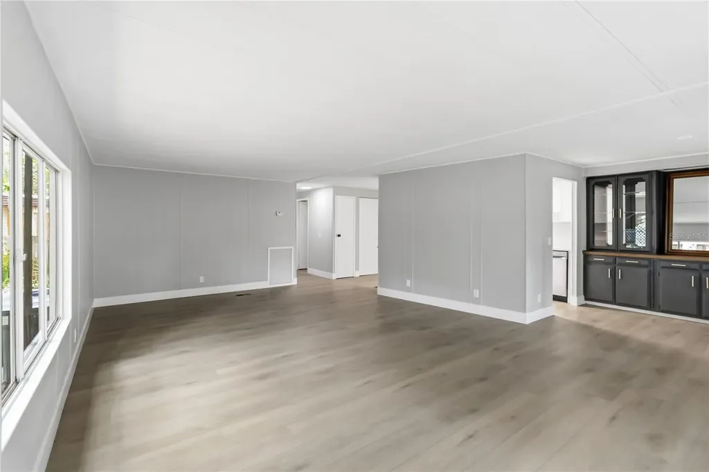 518 W Plantation Boulevard Lake Mary FL 32746