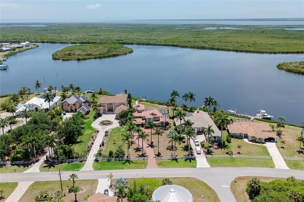 17501 Ohara Drive Port Charlotte FL 33948