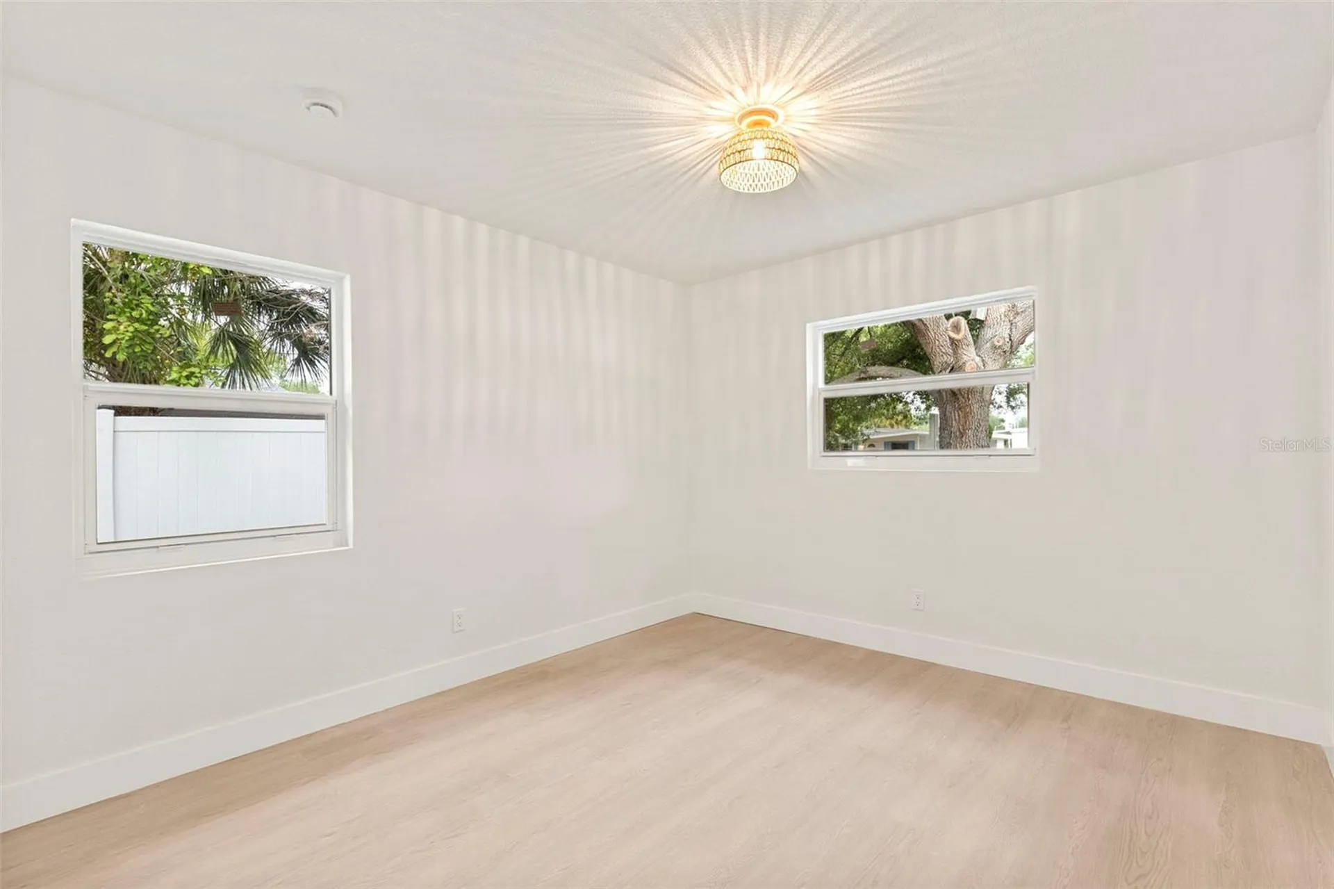 7042 Dartmouth Avenue N St Petersburg FL 33710