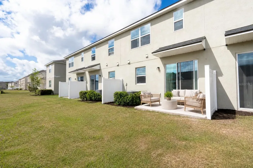 1157 Seaside Mist Trail Kissimmee FL 34747
