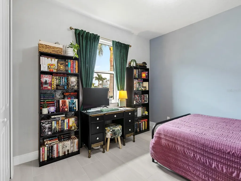 10019 Degas Terrace Bradenton FL 34212