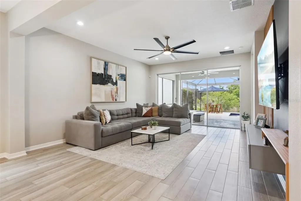 918 Hull Island Drive Oakland FL 34787