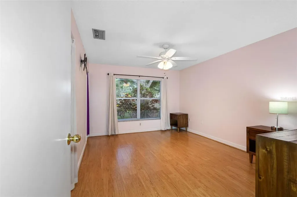 12200 Vonn Road Largo FL 33774