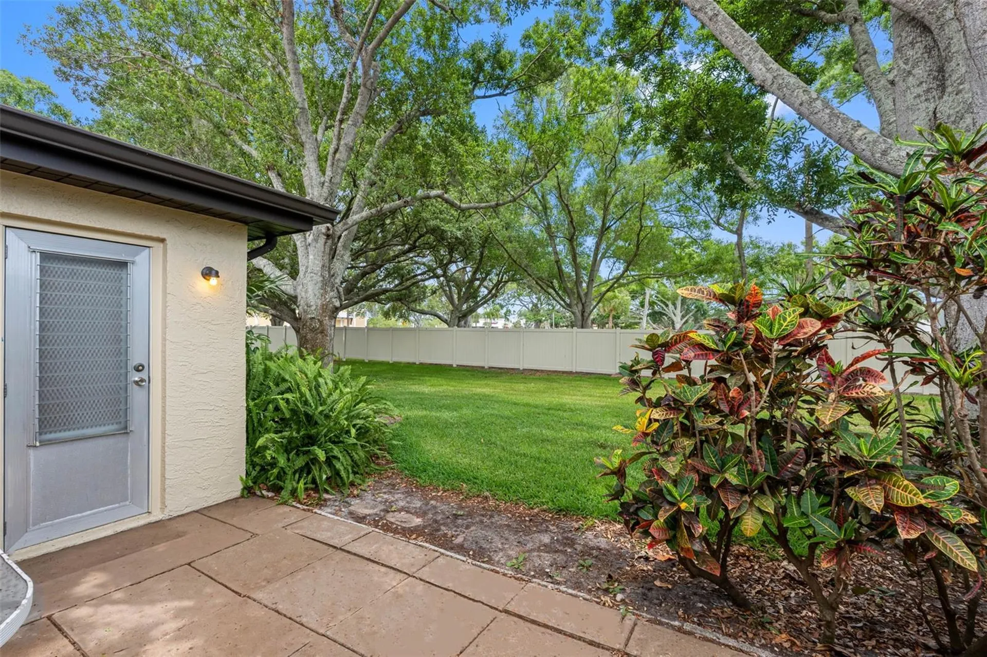 12200 Vonn Road Largo FL 33774