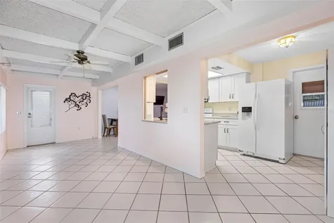 12200 Vonn Road Largo FL 33774