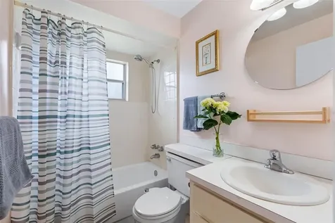 12200 Vonn Road Largo FL 33774