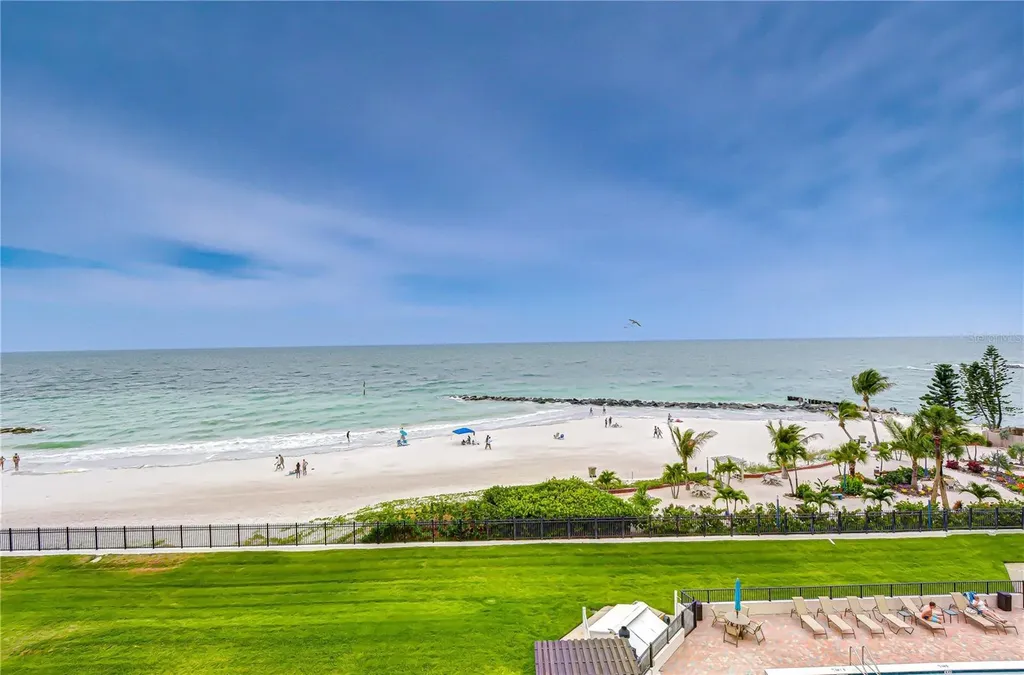 7100 Sunset Way St Pete Beach FL 33706