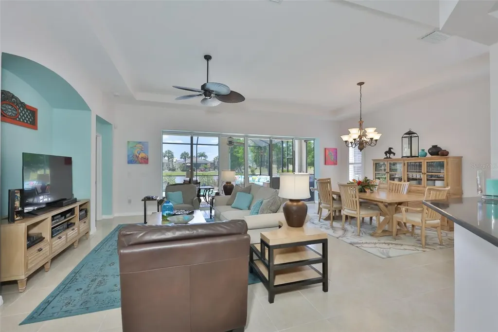 829 Regal Manor Way Sun City Center FL 33573