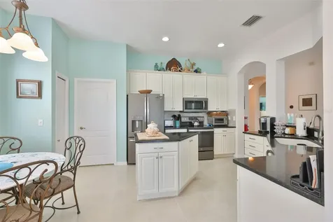 829 Regal Manor Way Sun City Center FL 33573