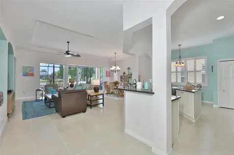 829 Regal Manor Way Sun City Center FL 33573