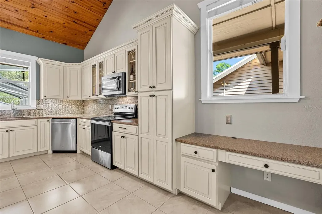 1165 Vereda Verde Sarasota FL 34232