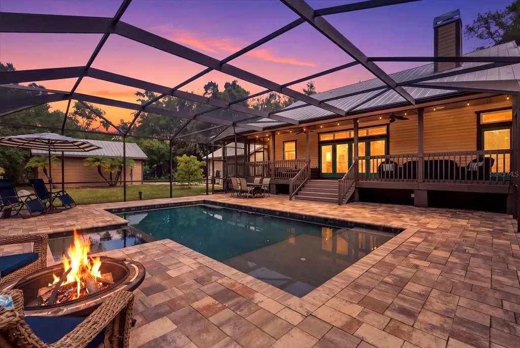 1165 Vereda Verde Sarasota FL 34232
