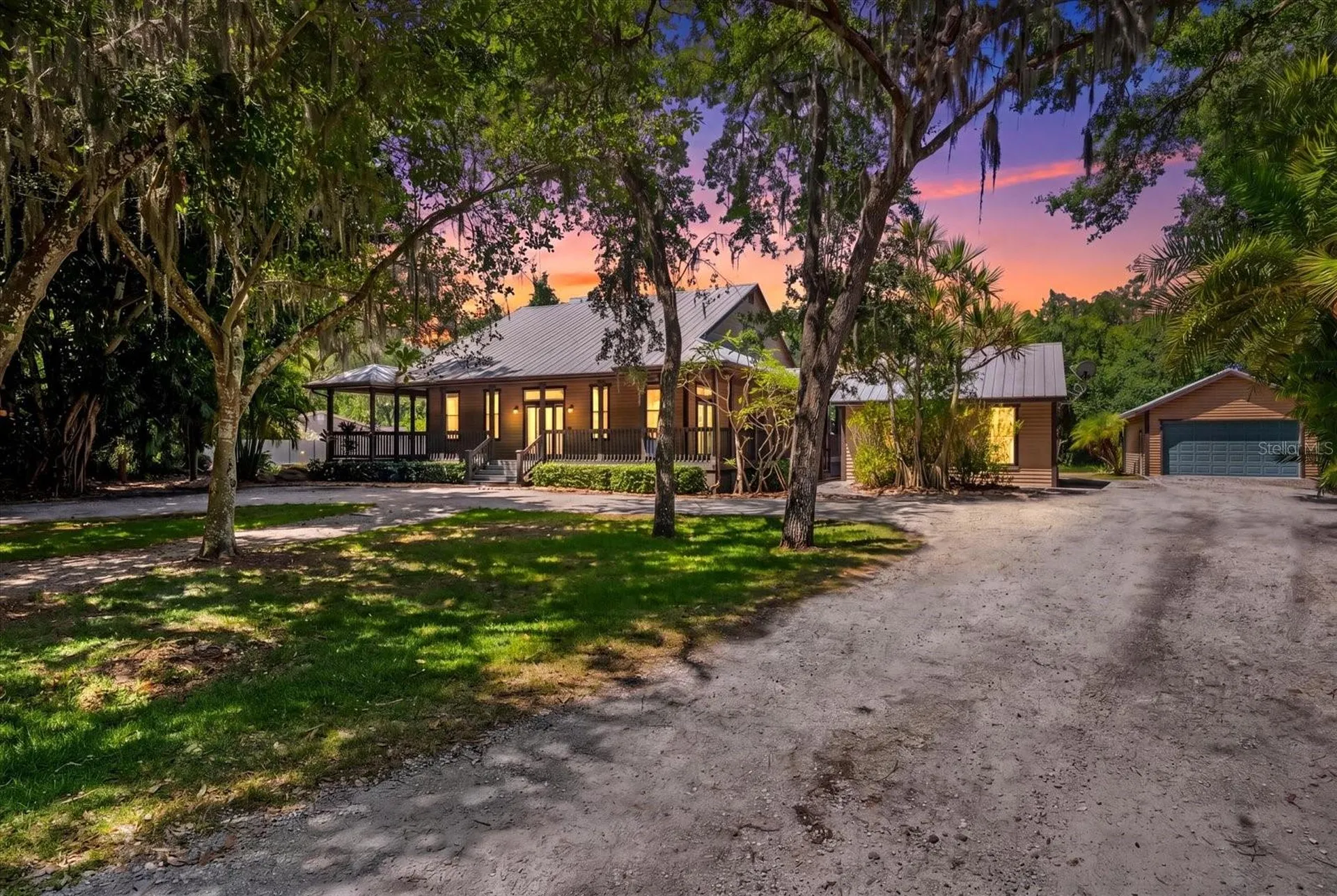 1165 Vereda Verde Sarasota FL 34232