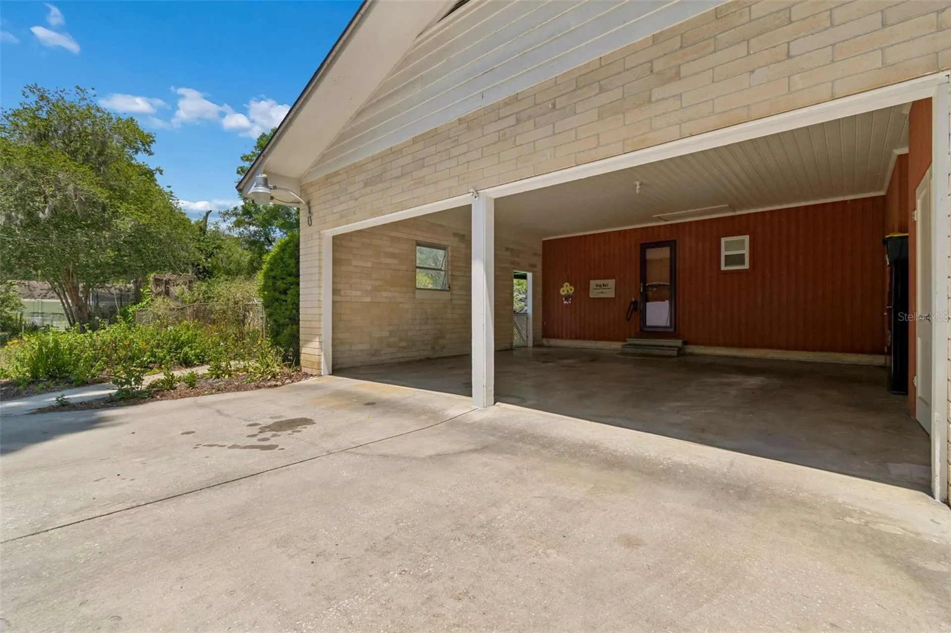 707 N Johnson Street Plant City FL 33563