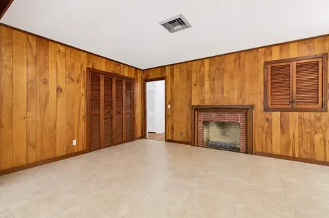 707 N Johnson Street Plant City FL 33563