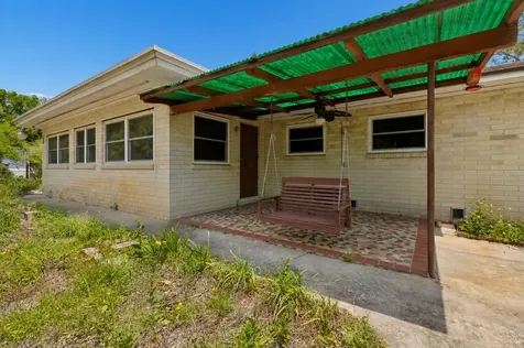 707 N Johnson Street Plant City FL 33563
