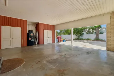 707 N Johnson Street Plant City FL 33563