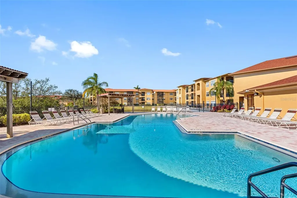 4333 Bayside Village Drive Tampa FL 33615