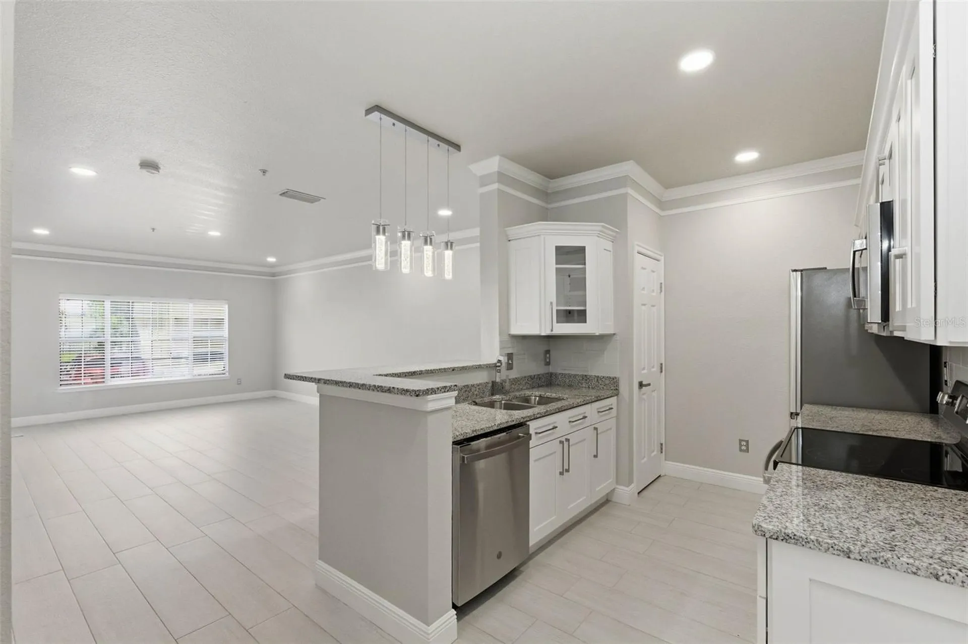 4333 Bayside Village Drive Tampa FL 33615