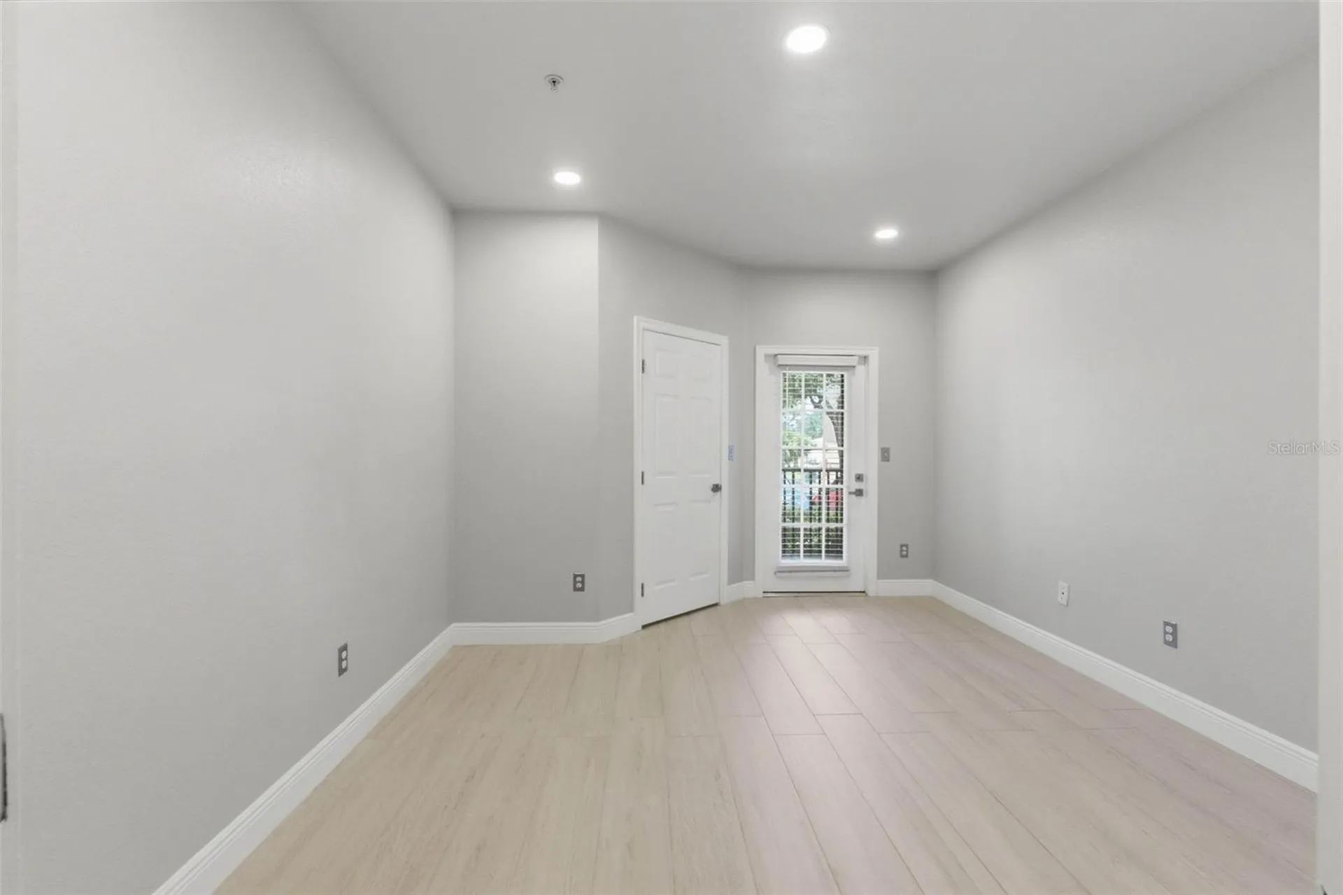4333 Bayside Village Drive Tampa FL 33615