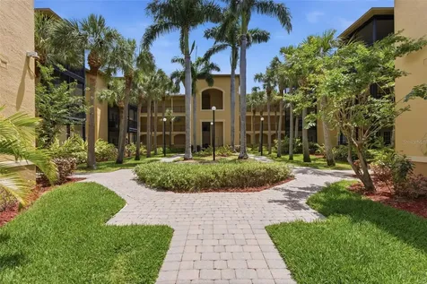 4333 Bayside Village Drive Tampa FL 33615
