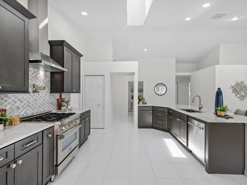 9631 Oakwood Hills Court New Port Richey FL 34655