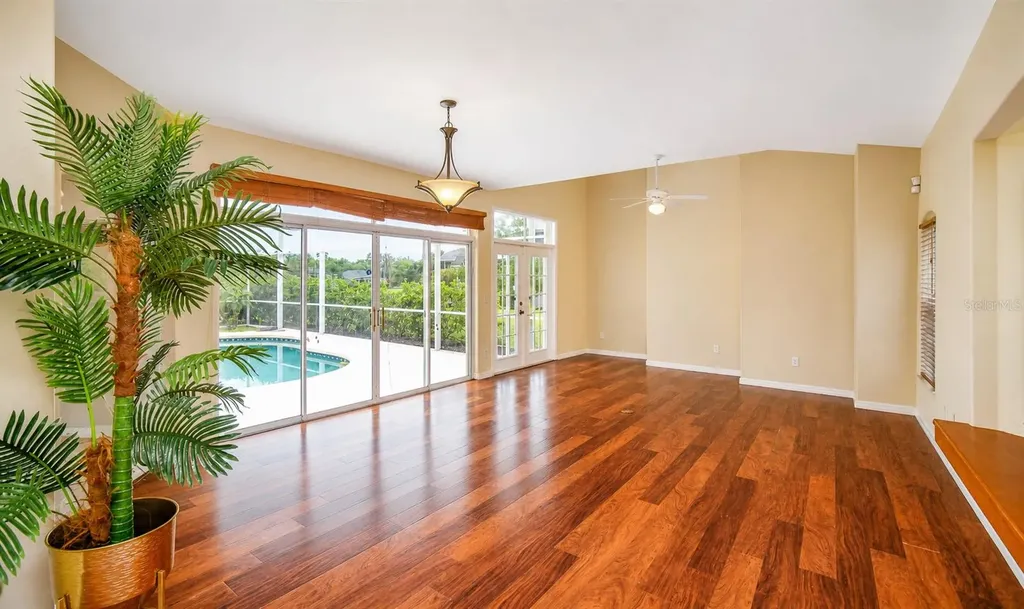 357 Fairway Pointe Circle Orlando FL 32828