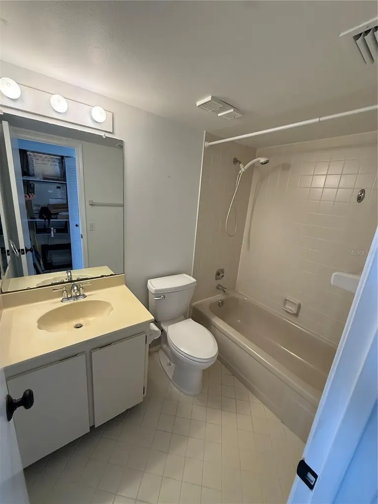 6365 Bahia Del Mar Boulevard St Petersburg FL 33715