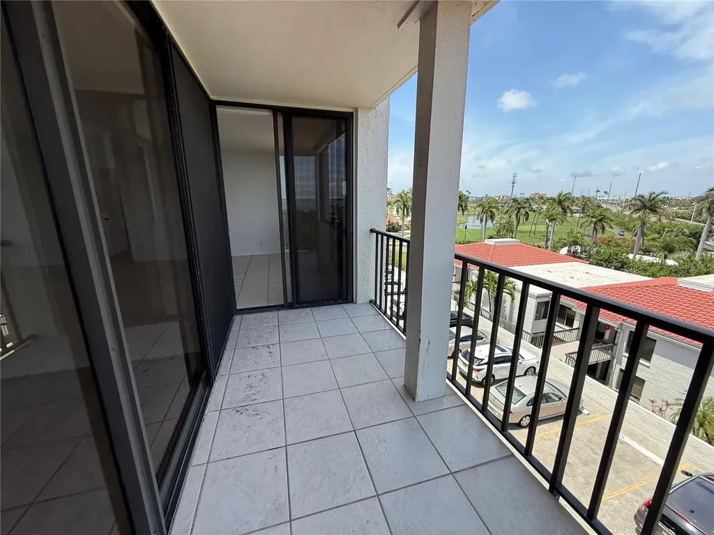 6365 Bahia Del Mar Boulevard St Petersburg FL 33715