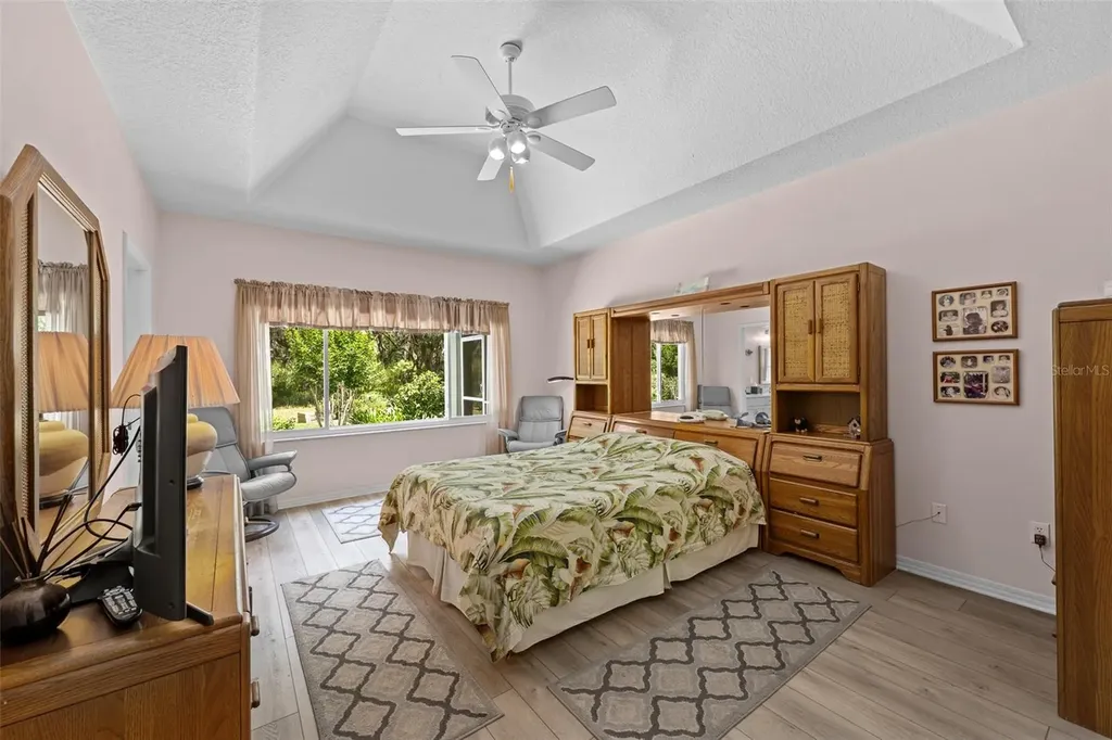 5222 New Brittany Lane Zephyrhills FL 33541