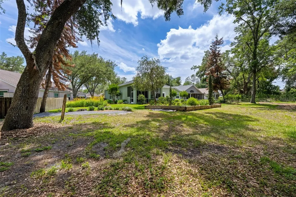 5222 New Brittany Lane Zephyrhills FL 33541