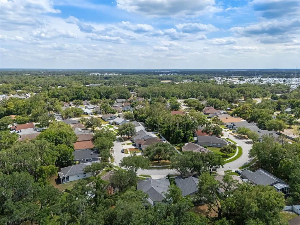 5222 New Brittany Lane Zephyrhills FL 33541