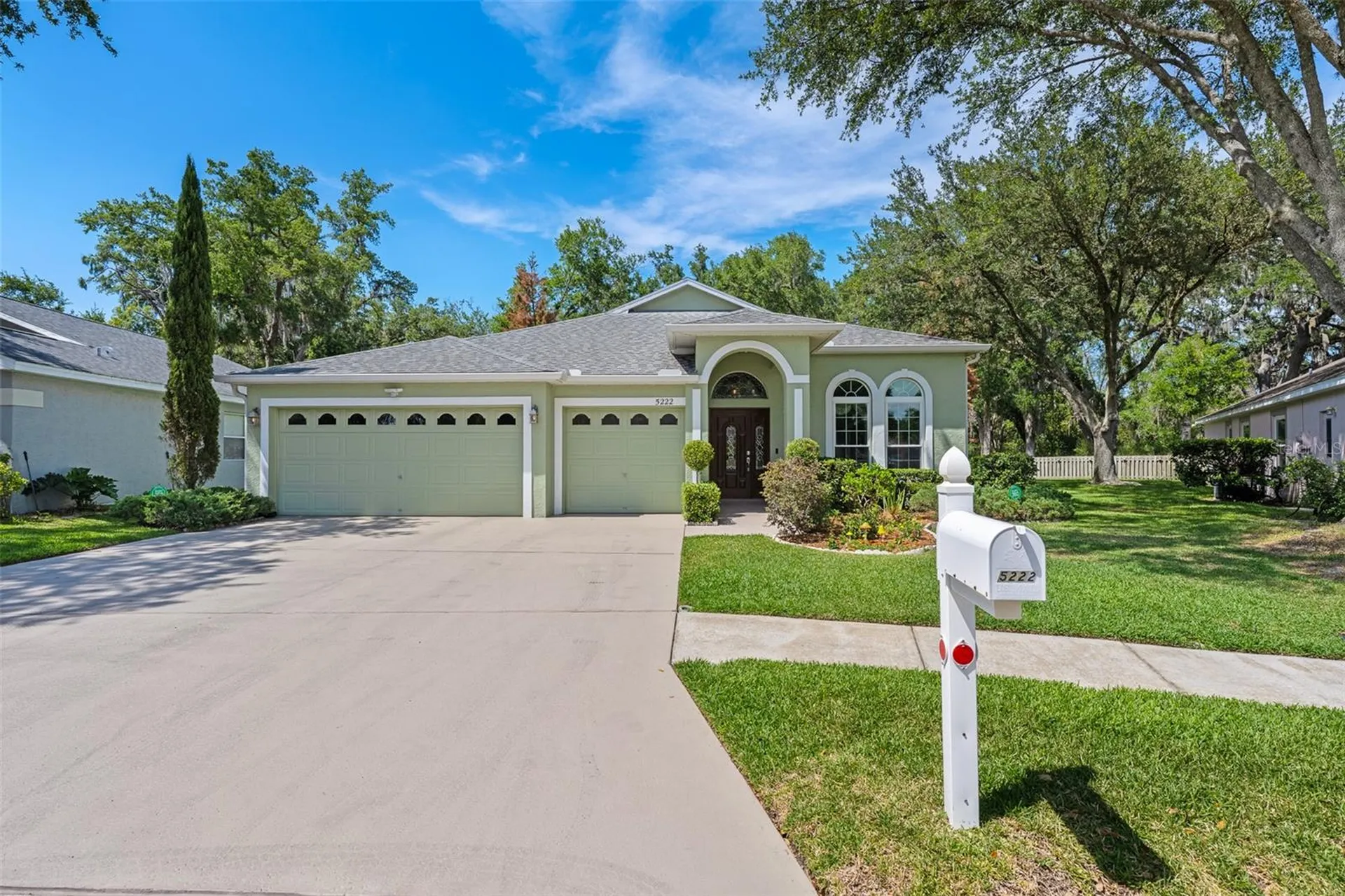 5222 New Brittany Lane Zephyrhills FL 33541